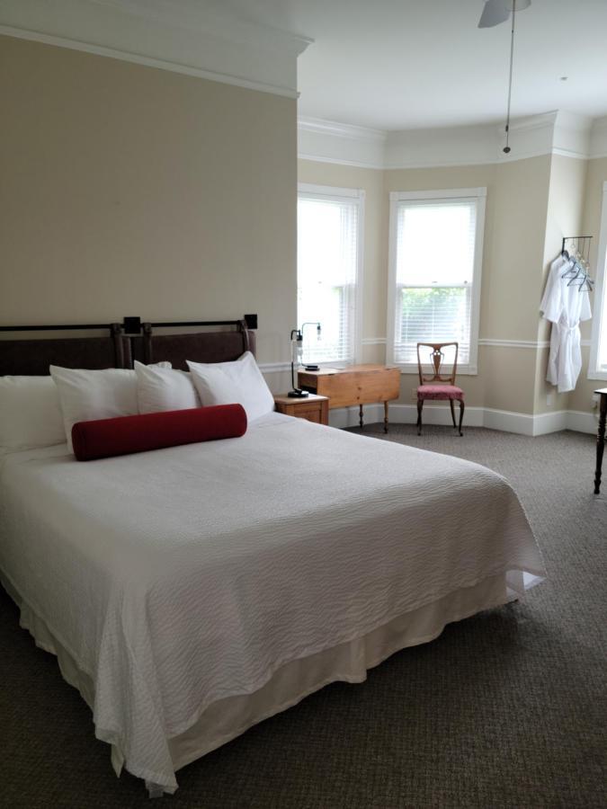 The Inn At 161 3*