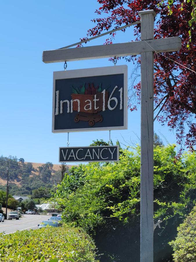 Bed & Breakfast The At 161