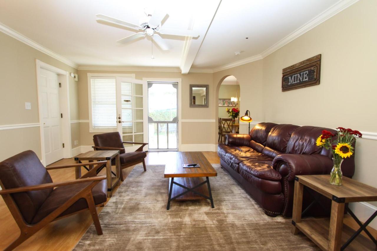 The At 161 Bed & Breakfast