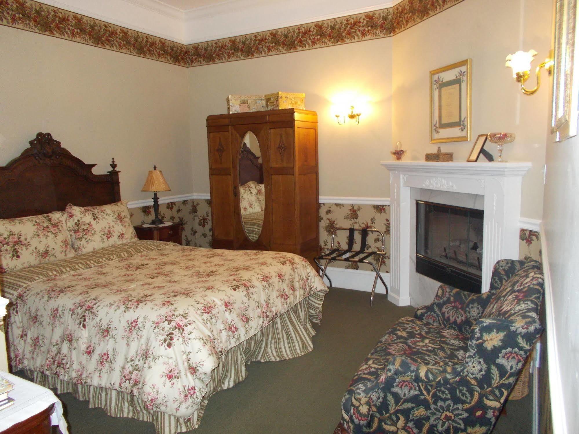 Bed & Breakfast The Inn At 161 3*